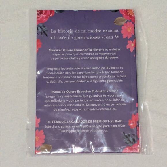 "Mama, Yo Quiero Escuchar Tu Historia" Floral Family Keepsake Journal - Picture 3 of 7